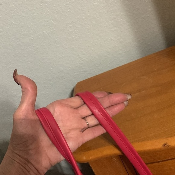 Vince Camuto, large gift tote - Picture 12 of 15